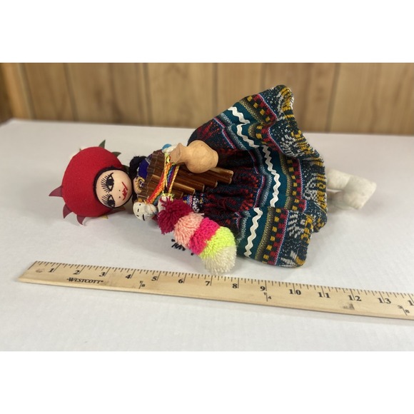 Vintage Embroidered Peruvian Folk Art Doll Handmade with 2Babies & Panpipes - Picture 15 of 16